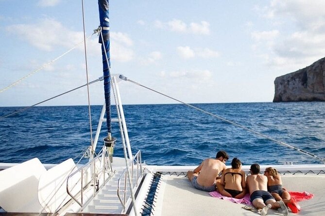 A day at Sea aboard Mundo Marino Catamaran in Valencia - The sailing reality: what to expect if sails do not cooperate