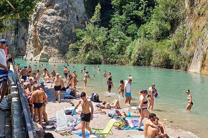 A day tour in Montanejos hot springs. - Fuente de los Baños de Montanejos: where the long soak time happens