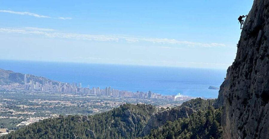 Benidorm: Via ferrata Ponoig, cerca de la Nucia - Gear, safety brief, and why the equipment list matters