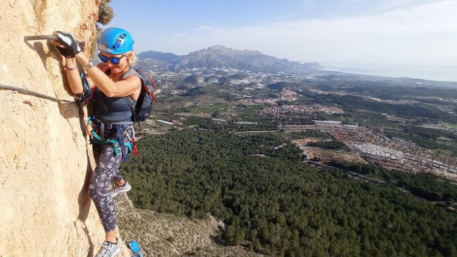 Benidorm: Via ferrata Ponoig, cerca de la Nucia - The Sleeping Lion viewpoint: your reward break and photo window