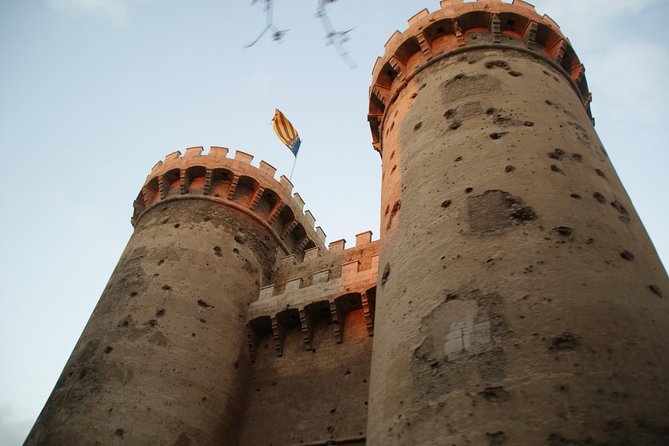 Best of Valencia 4-Hour Private Tour with transport - La Lonja de la Seda, UNESCO-Level Craft and a Walk Worth Slowing Down For