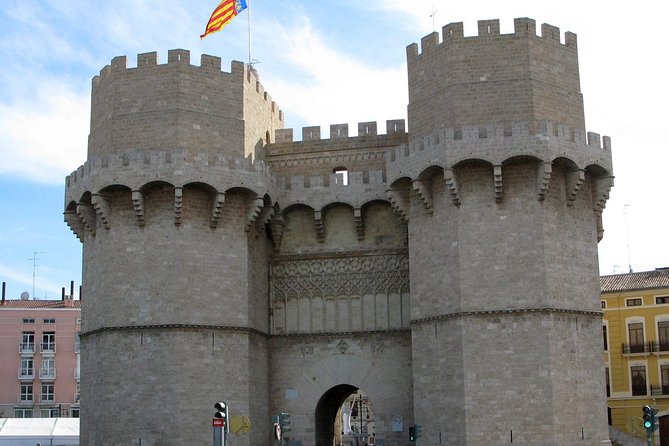Best of Valencia 4-Hour Private Tour with transport - Basilica de la Virgen de los Desamparados, Patron Saint Focus in 20 Minutes