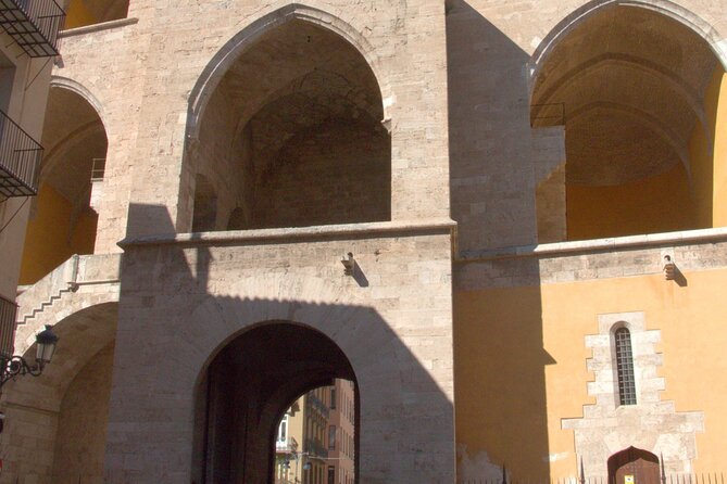 Between Two Gates: A Self-Guided Audio Tour in Valencia - From Torres de Serranos to Torres de Quart, the city’s gate maze in one loop