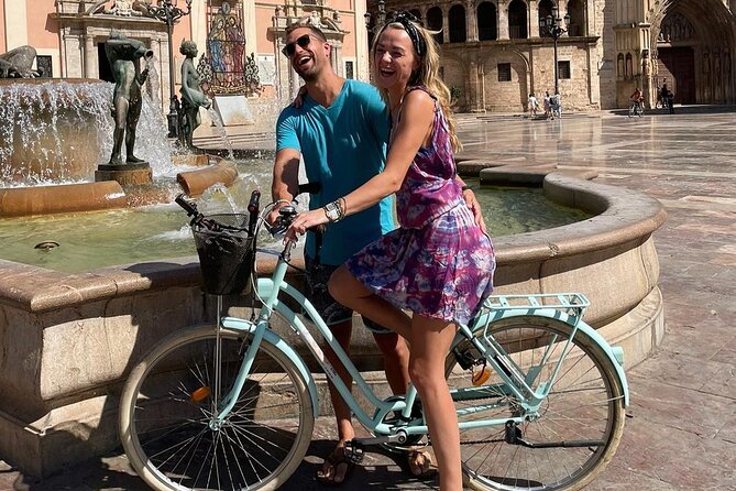 Bike Grand Valencia Private Tour - Stop 3: Ciudad de las Artes y las Ciencias, Architecture With a Sci-Fi Attitude