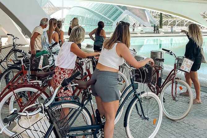 Bike Grand Valencia Private Tour - Stop 5: Jardins del Real and Jardins de Vivers, Gardens Tied to Royal Grounds