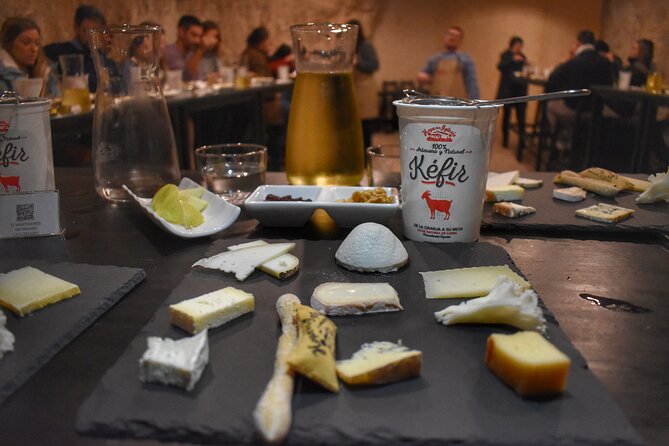 Cheese Factory Workshop with Wine Tasting in Requena, Valencia - Morning start in Requena wine country