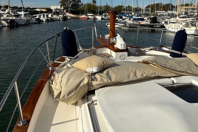 Chill and Sail in Valencia - A 12-meter Menorquin on Valencia’s coast, the calm way