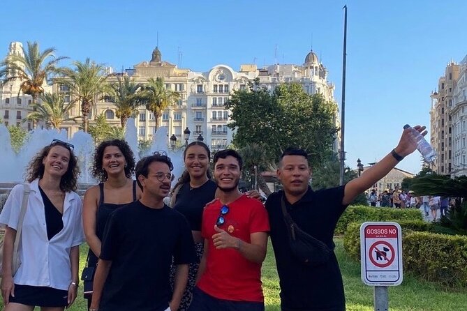 Christmas Tapas and Wine Tour in Valencia - Meeting Point, Duration, and Getting There Without Stress
