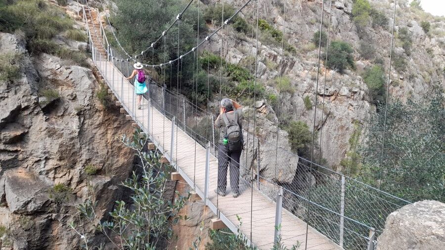 Chulilla: Hanging Bridges & Canyon Private Hiking Day Tour - Canyon walking plan: two parts, smart flow, fewer backtracks
