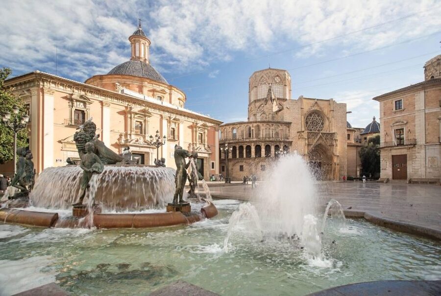 Discover & Taste Valencia on a Bike Tour (tapas + bike) - Old Valencia Stops, Plus Those Less Famous Corners