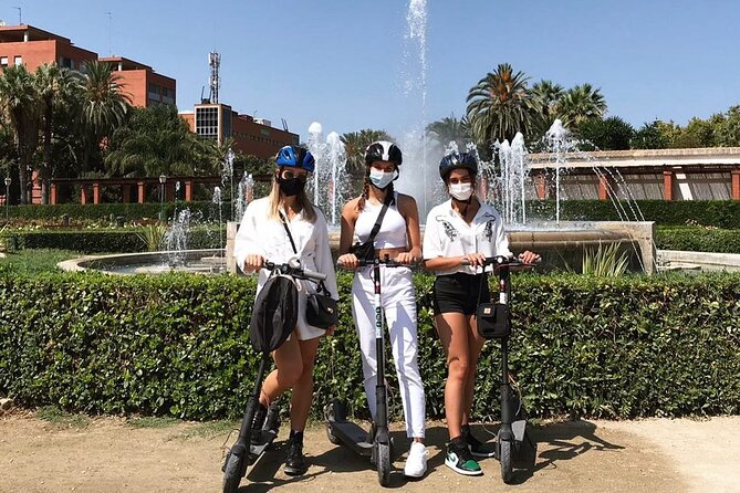 E-scooter City of Arts and Sciences Private Tour - Torres dels Serrans: one of Valencia’s original gates, in five minutes
