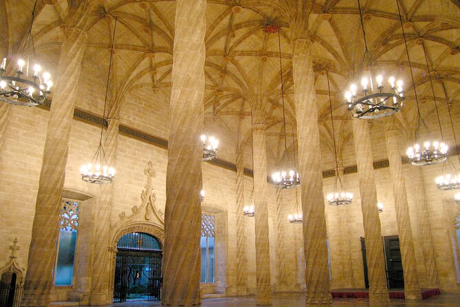 Essential Valencia and its World Heritage sites - Fallas at Plaça de lAjuntament and Ajuntament de València