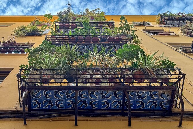 Excellent Private Photography Walking Tour & Workshop in Valencia - Walking distance, timing, and what to bring so you stay comfortable