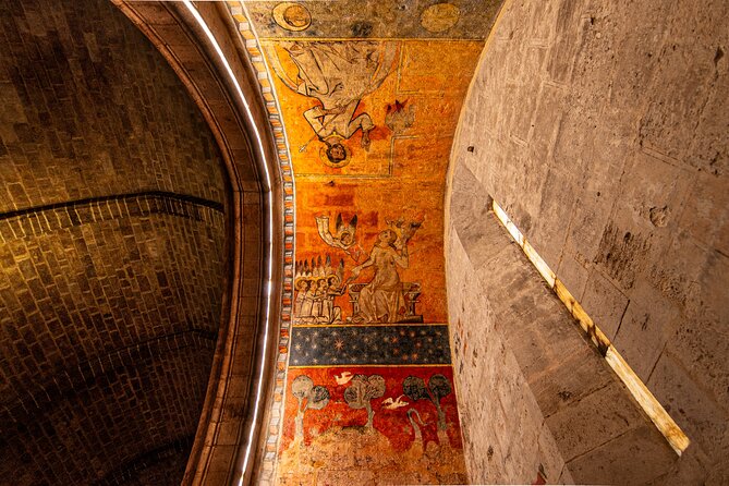 Excellent Private Photography Walking Tour & Workshop in Valencia - Price, logistics, and who should pick this over a standard walking tour
