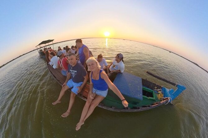 Excursion to the lagoon, sunset and boat ride. - Meeting Up at 6:00 pm: Pickup and Small-Group Setup