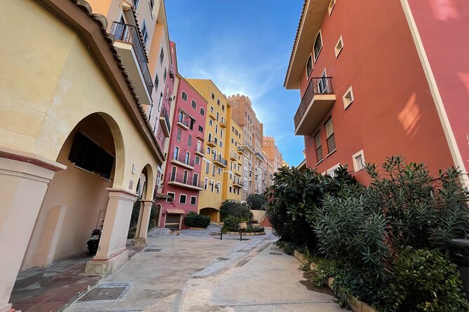 From the Old Town to the City of Arts – Small Group Bike Tour - What you’re really paying for, bike, lock, water, and a smart route