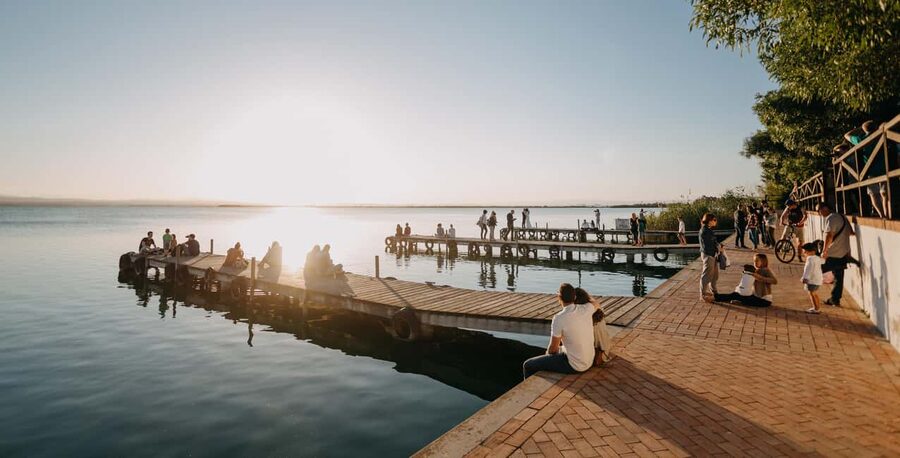 From Valencia: Albufera Natural Park with Sunset Boat Tour - Should you book the Albufera sunset tour with Hola Trip?