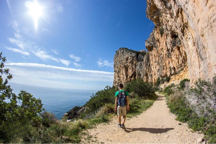 From Valencia: Cala del Moraig Hiking & Beach Trip - The ride from Valencia, and why timing matters