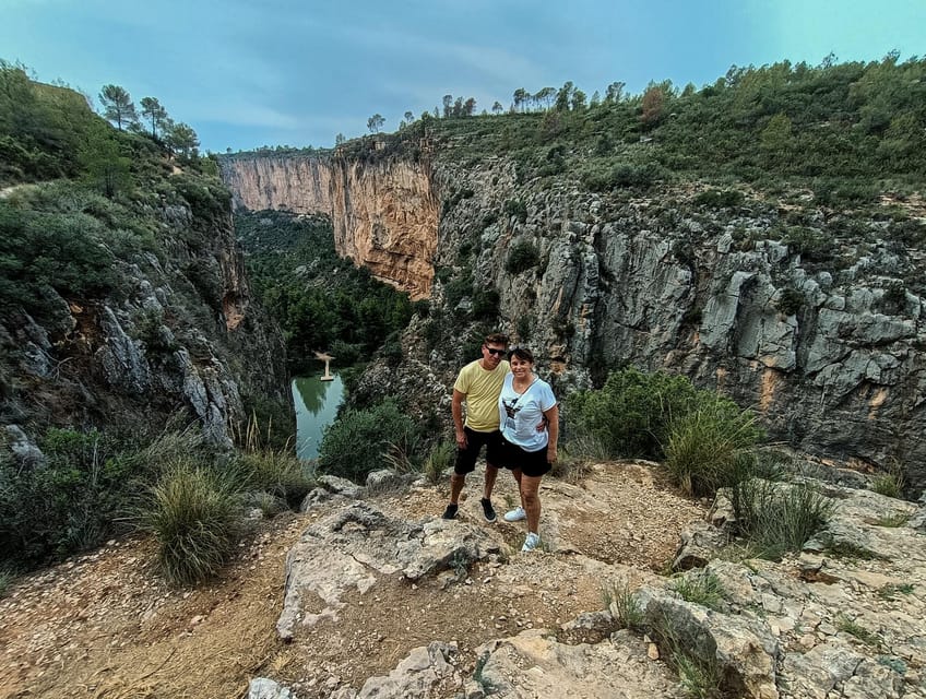From Valencia: Chulilla, Turia Canyon, Hanging bridges... - Swimming and cooling off: river dip rules you should follow