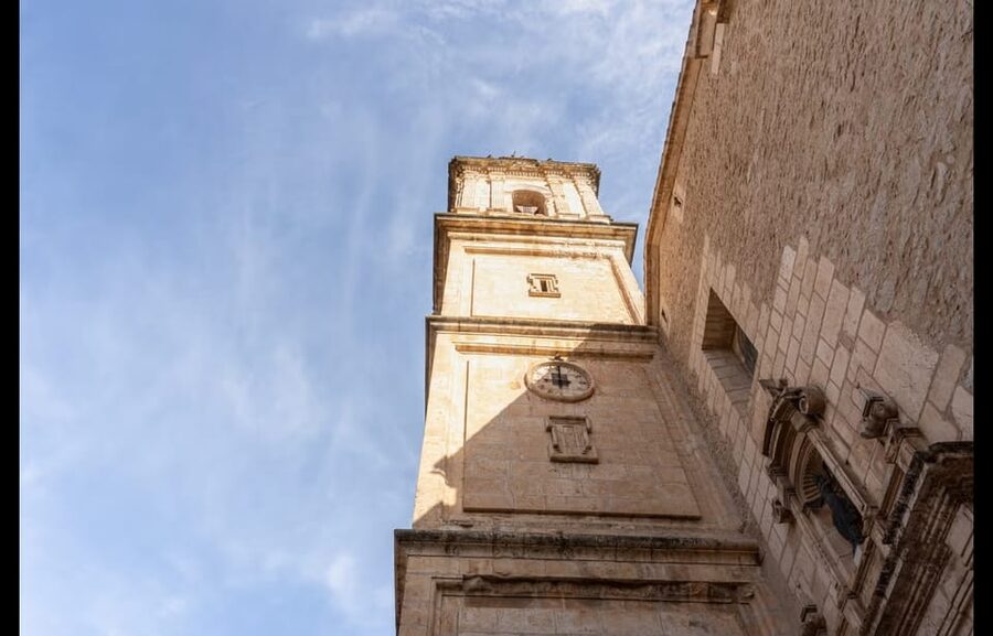 From Valencia: Discover the Medieval Splendour of Bocairent - The Magic Route walking tour and why it sets up the caves