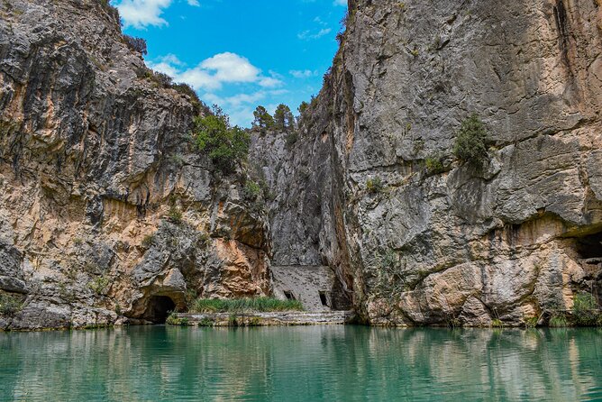 From Valencia: Hiking and Hanging Bridge Adventure in Chulilla - Why This Trip Works So Well from Valencia