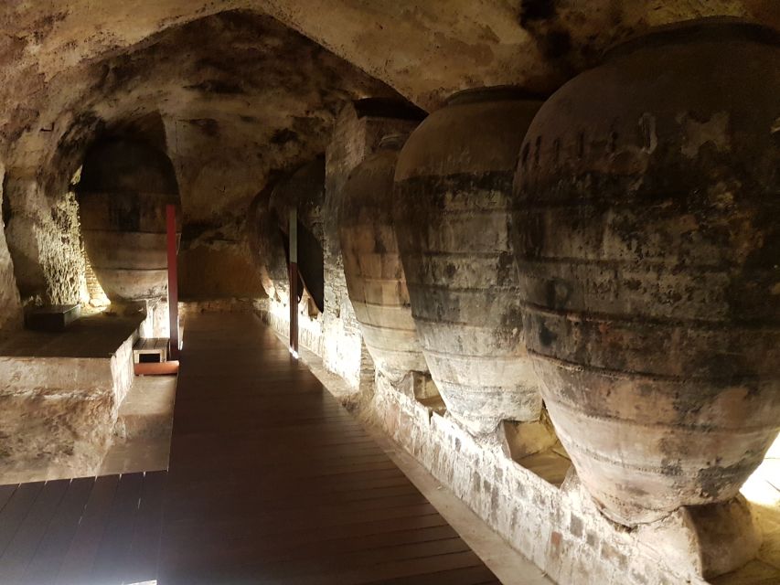 From Valencia: Utiel-Requena Wine Tour and Traditional Lunch - Key highlights at a glance