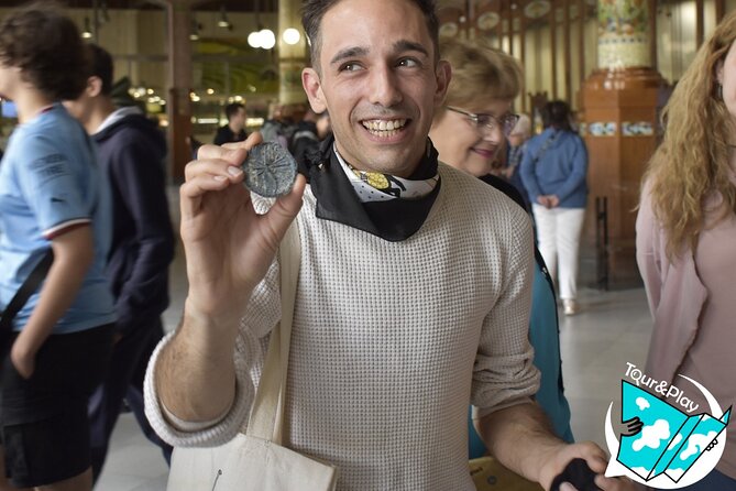 Games and History Walking Tour in the Center of Valencia - Why this Valencia tour feels like a city game, not a history lecture