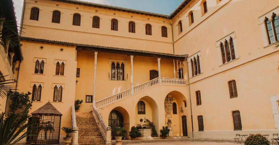 Gandia: Ducal Palace Entry Ticket with Audio Guide - Golden Gallery with 5 rooms, oil-painted ceilings, and Gaspar de la Huerta