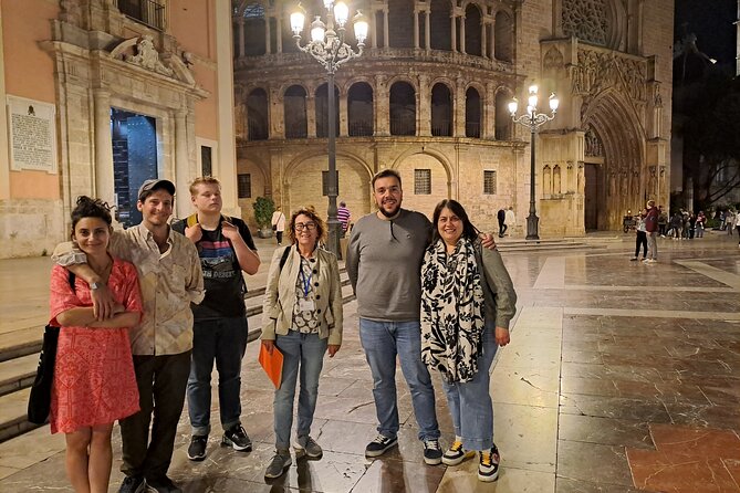 Genuine Valencian tapas tour with a pinch of History - Plaça del Ajuntament, A Civic Square That Frames Valencia’s 19th-20th Century Story