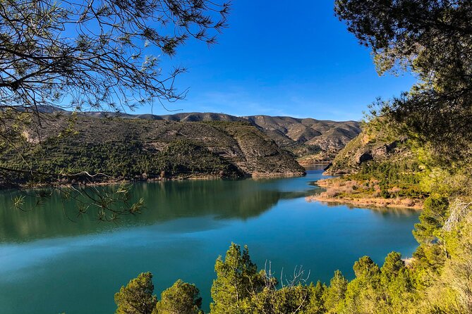 Hike Hanging Bridges and Canyon Túria - Chulilla - OFFICIAL GUIDE - Prehistoric Rock Paintings Trail, Follow the Pyta Pile of Stones