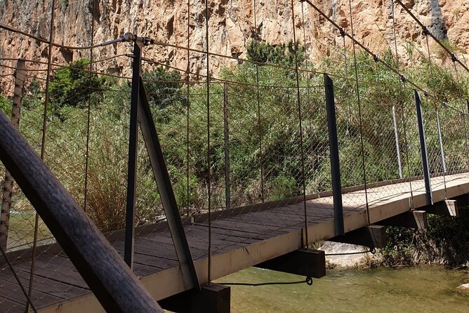 Hike Hanging Bridges and Canyon Túria - Chulilla - OFFICIAL GUIDE - Pacing, Terrain, and What Moderate Really Means for 16.5 km