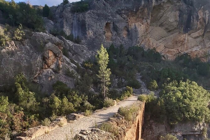 Hiking Tour of the Roman Aqueduct of Peña Cortada and Ruta de Agua - Chelva white-town time, washhouses, and a slower pace before the aqueduct