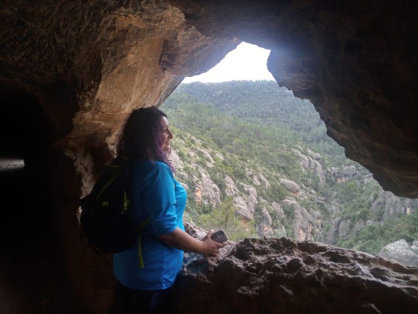 Hiking Tour to the Roman Aqueduct of Pena Cortada - Riverside start and picnic break on the Ruta de Agua