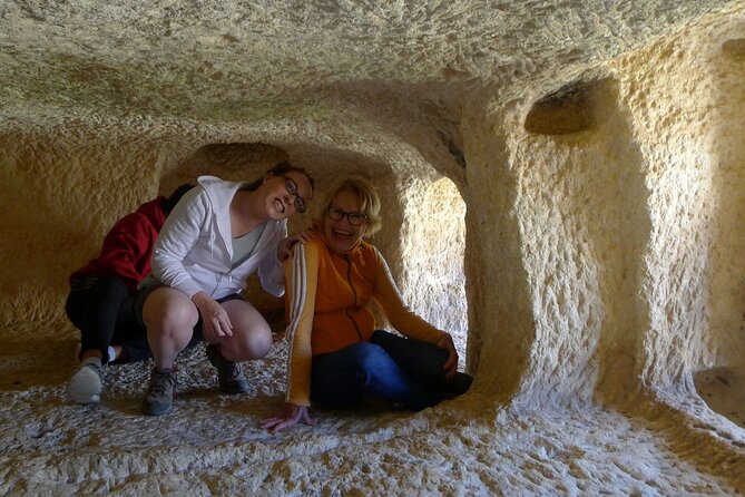 Historic Bocairent, Covetes del Moros Caves and Pou Clar Pools - Small group of eight: the difference you feel all day