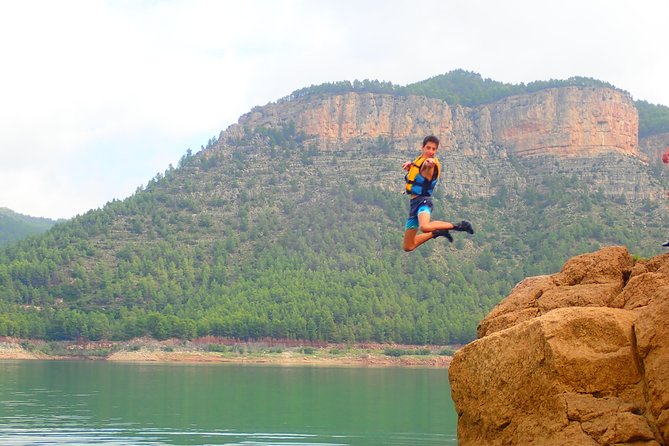 Kayak Routes In A Lake - The guide stories that turn a paddle into a real sense of place
