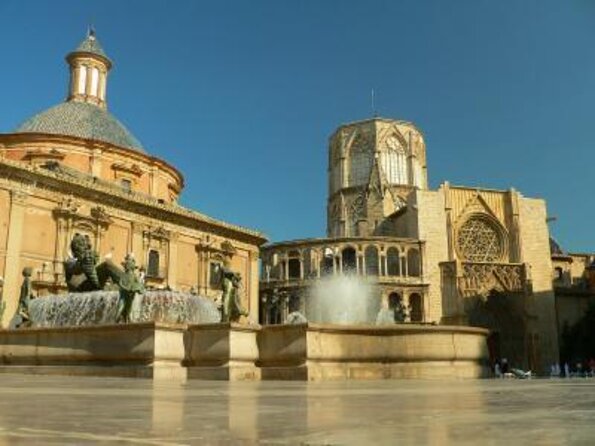Medieval Valencia Small-Group Walking Tour with Local Guide - Key highlights you will feel right away