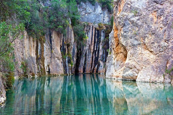 Montanejos Hiking Tour & Thermal Pools from Valencia - What to pack so the day feels smooth