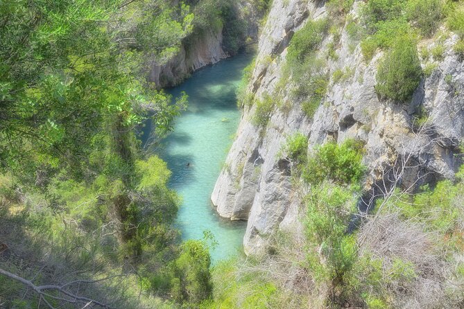 Mountain Hike & Thermal Springs - private full day tour - Stop 1: The 3.5-hour Montanejos hike through pine forests and river canyons