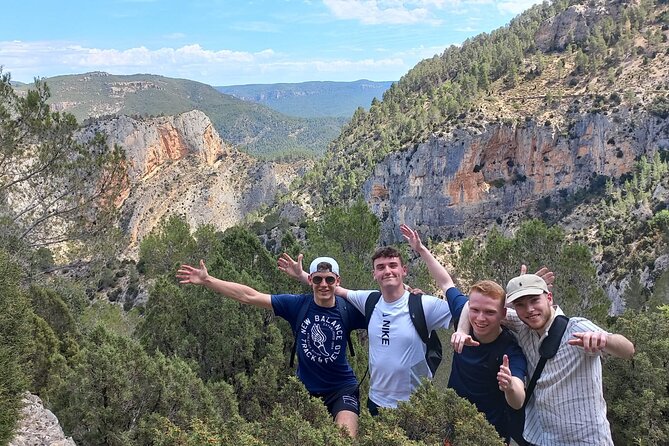Mountain Hike & Thermal Springs - private full day tour - Stop 2: Fuente de los Baños springs, swim time at 25C, then unwind