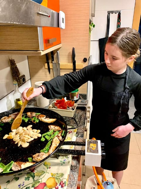 OnlyForYou, Paella Session at a Michelin-trained Chef’s Home - Drinks Included: Vermouth, Wine, Beer, Kombucha, and More