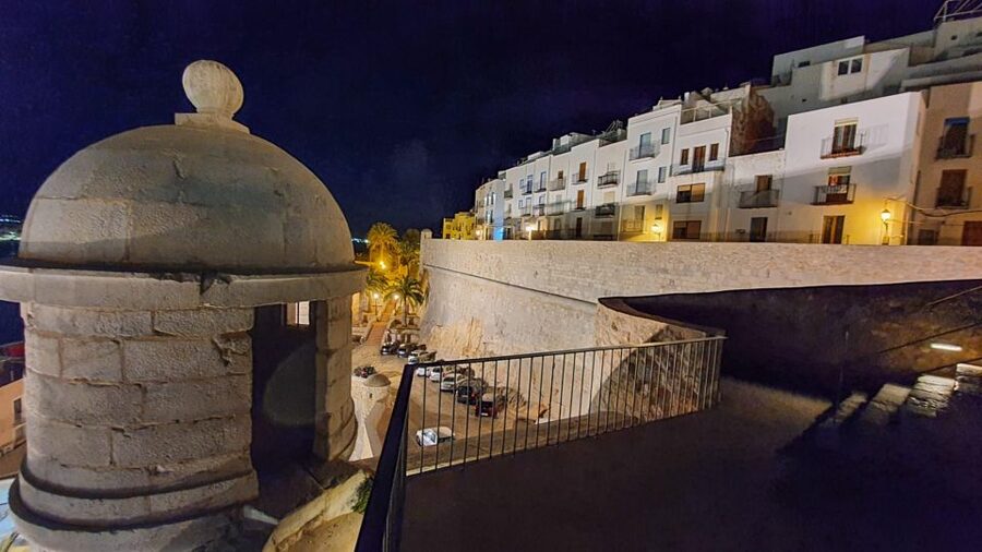 Peñíscola: Secrets of Peñíscola Night Tour - Bastions by Night: What Medieval Stone Feels Like in the Dark