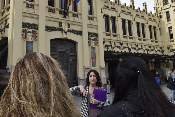 Private Walking Tour of Games and History in the Center of Valencia - Torres de Serranos and Pont dels Serrans: badge tally, surprise, and river views