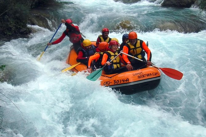 Rafting white water in Montanejos 1h Valencia - Price and Value: What $72.41 Gets You