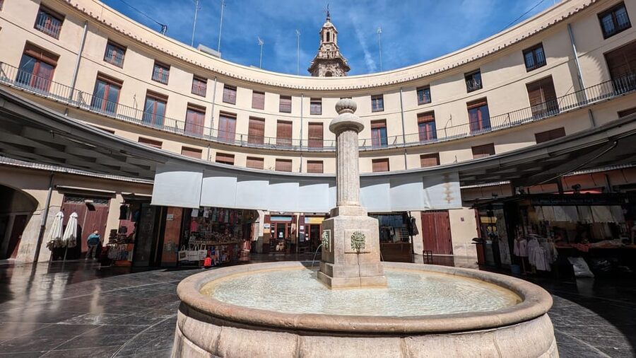 Secret Valencia Experience: The City and Its Flavors - A 2.5-hour Valencia hit, built around landmarks and lunch energy