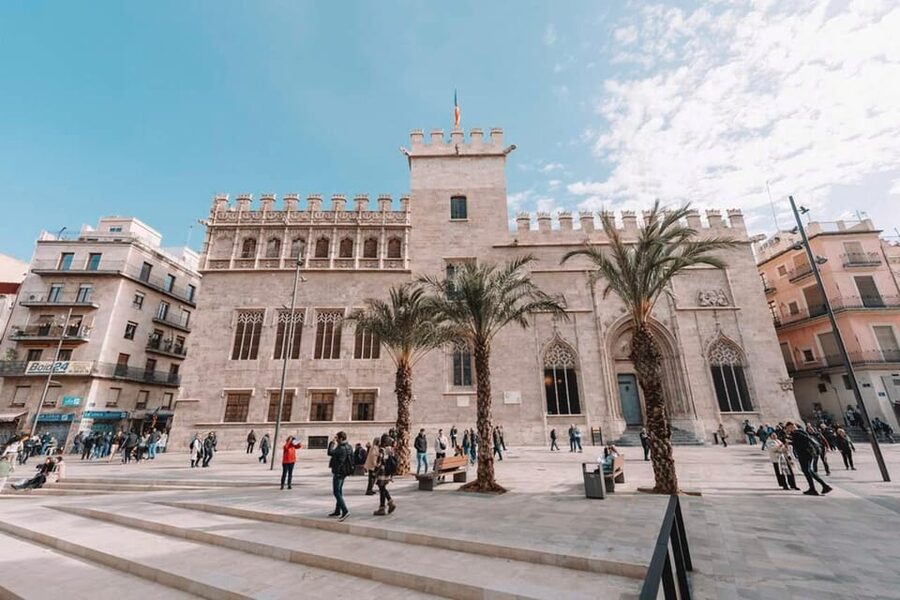 Secret Valencia Experience: The City and Its Flavors - Torres de Serranos to Barrio del Carmen: old gates and street life
