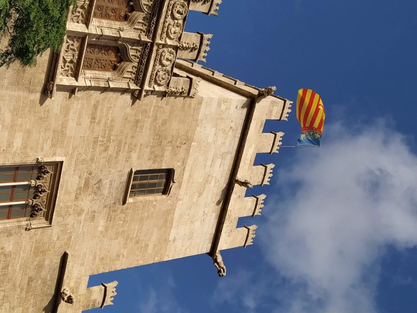 Small-Group Medieval Valencia Walking Tour - Licensed Guide - Starting at Plaça de la Verge, setting the medieval stage