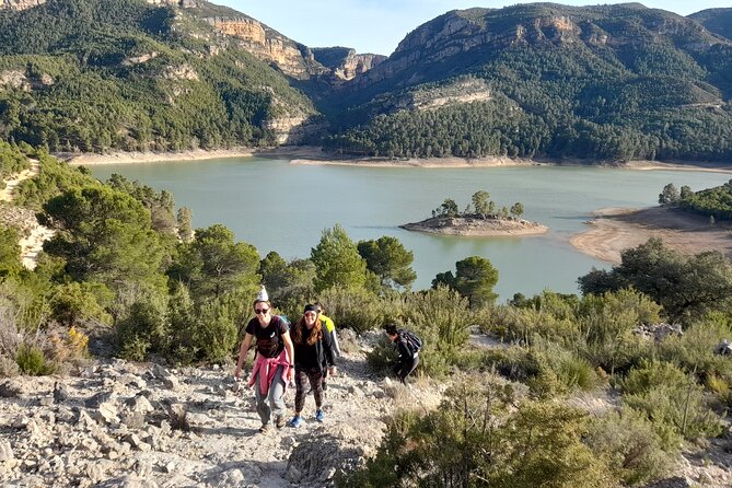Stunning Hike around Buseo reservoir - Key Highlights That Make This Reservoir Hike Click