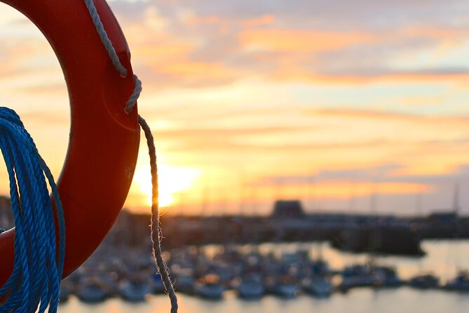 Sunset in Valencia from the Catamaran Mundo Marino - Comfort and safety reality check: waves, crowd levels, and communication
