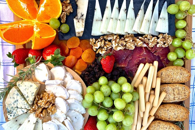 Tapas in the vineyards - Leaving Valencia for Utiel-Requena, the easy inland escape