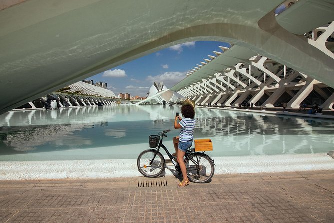 The Beauty of Valencia by Bike: Private Tour - Meeting at Pl. de Manises and Getting Your Bike Ready